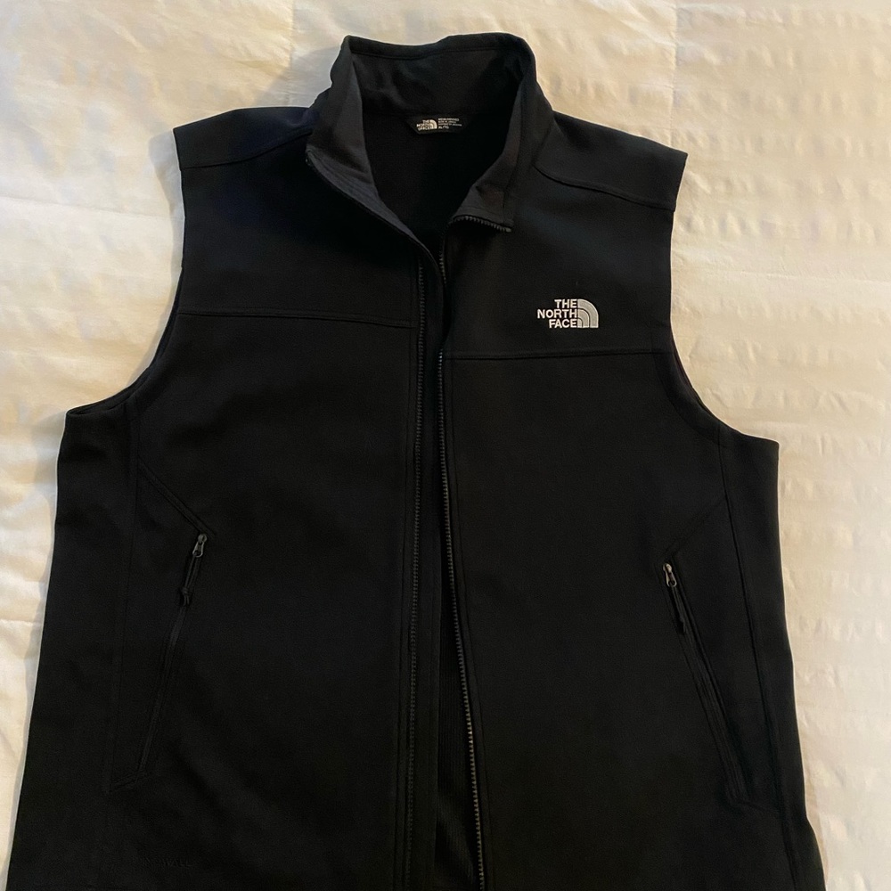 The North Face Windwall vest